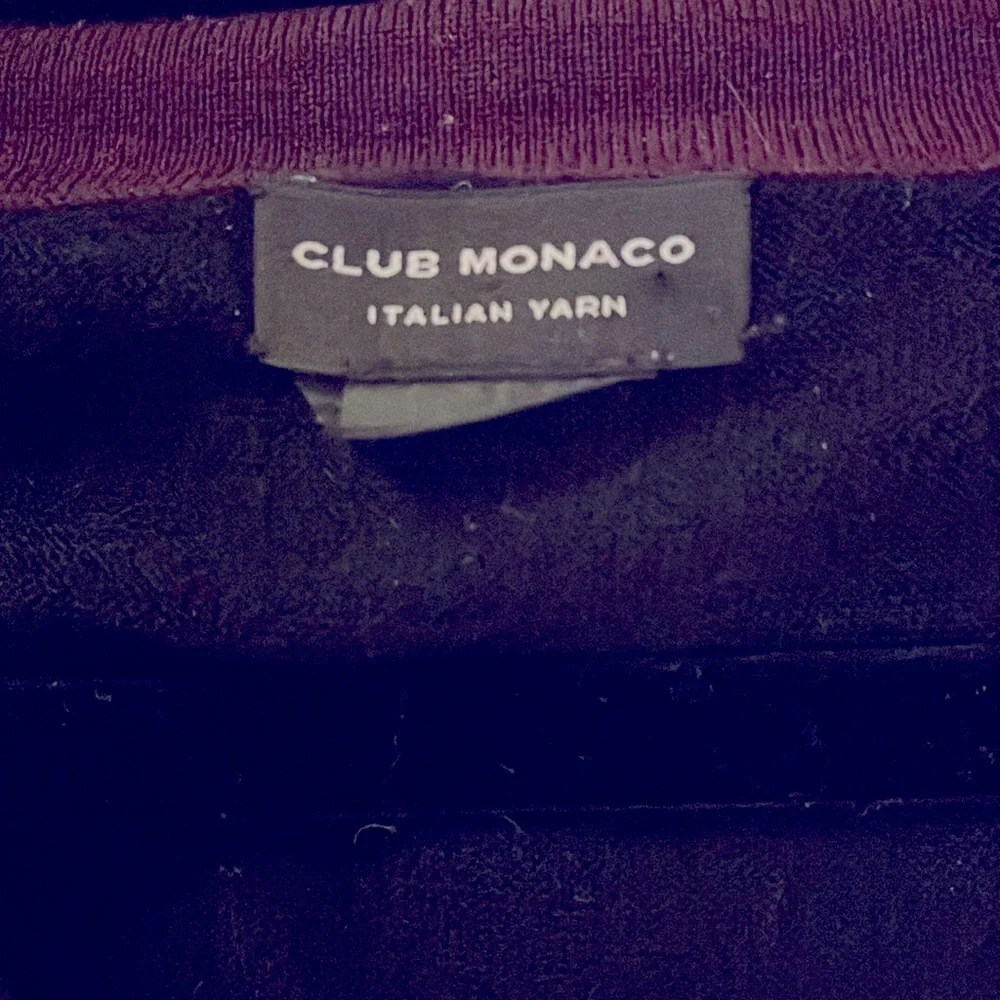 043 Club Monaco - Picture 1 of 1